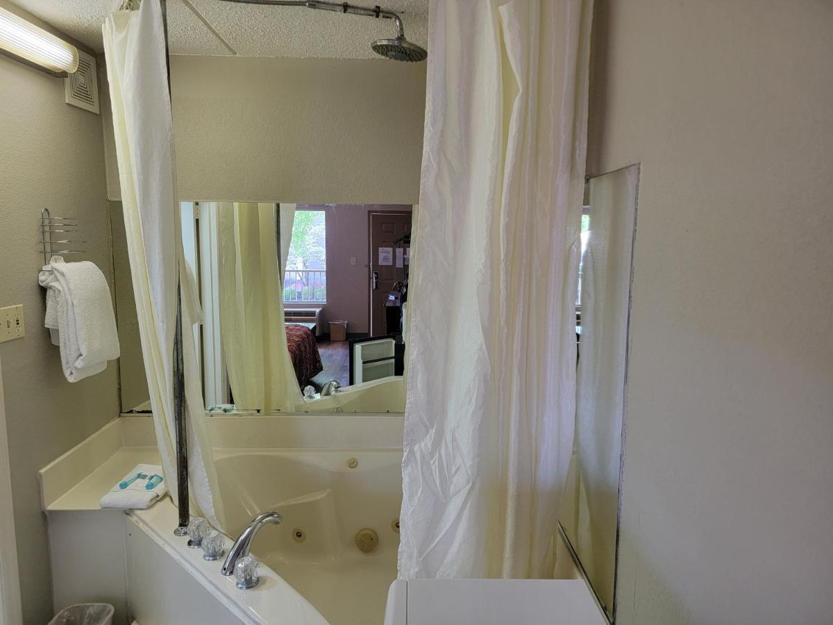 Studio 9 Inn & Suites Decatur Buitenkant foto
