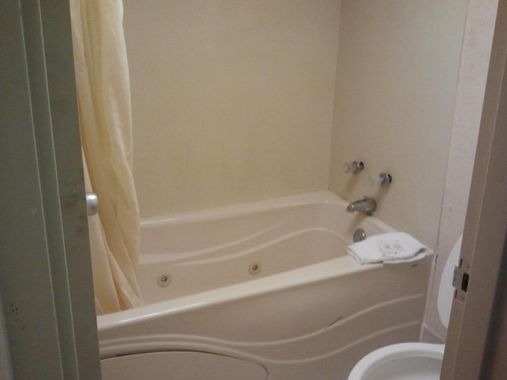 Studio 9 Inn & Suites Decatur Kamer foto